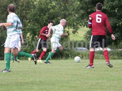 Chinnock v YTFC Legends 08-08-17634