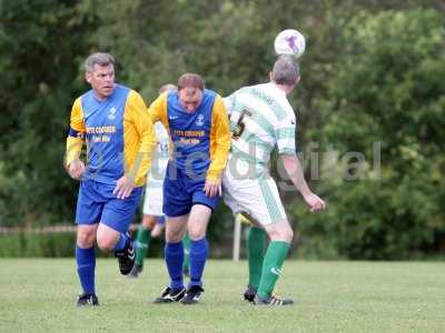Chinnock v YTFC Legends 08-08-17741