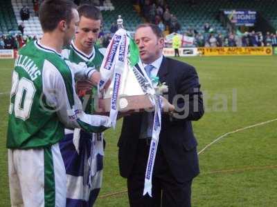 - macca gav and gagger with cup.jpg